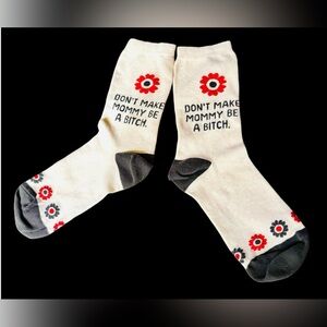 NWOT Blue Q funny women’s sz 5-10 socks Mommy Mom parenting silly flowers crew